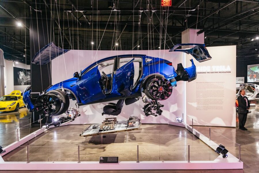 Los Angeles: Petersen Automotive Museum Admission Ticket - Three Floors of 100+ Vehicles: How the Museum Keeps You From Getting Bored