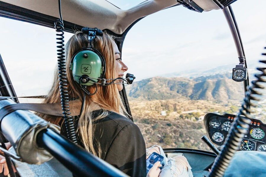 Los Angeles: Private 1-Hour Sightseeing Helicopter Tour - The route in plain language: coastline to city in one swoop