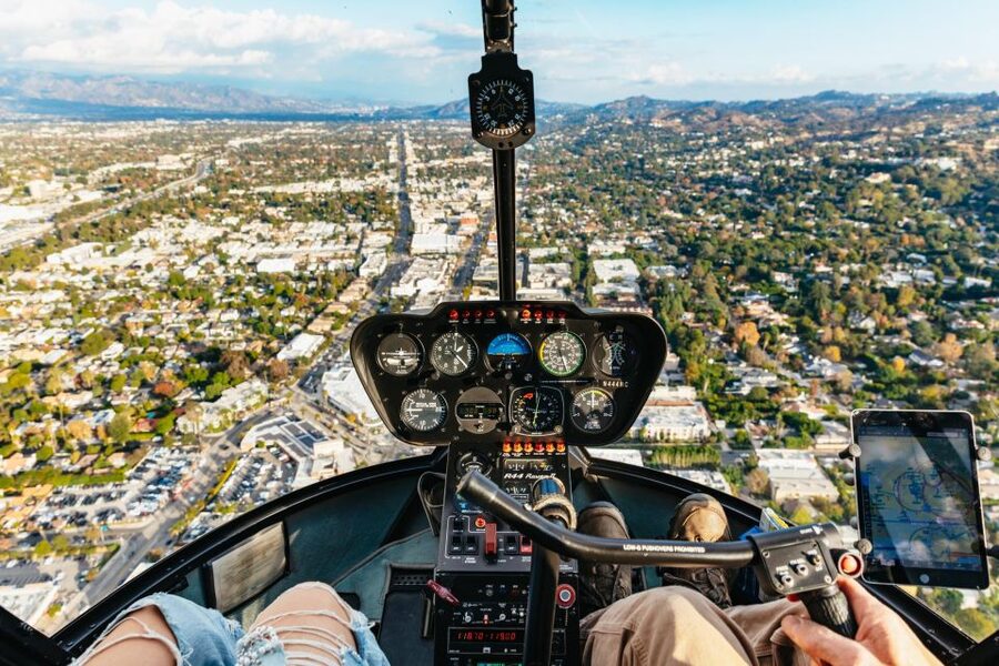 Los Angeles: Private 1-Hour Sightseeing Helicopter Tour - Price and value: when $620 per person makes sense