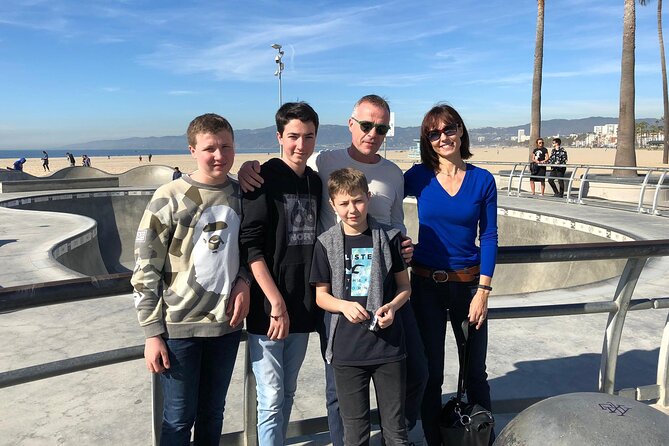 Los Angeles : Private Custom Tour with A Guide (Car Option) - What Guides Like Yusnierky and Philip Tend to Do Well