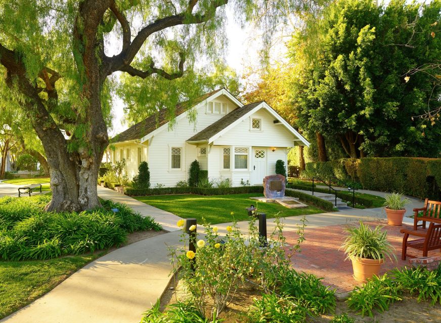 Los Angeles: Richard Nixon Presidential Library Admission - From Boyhood to the White House East Room