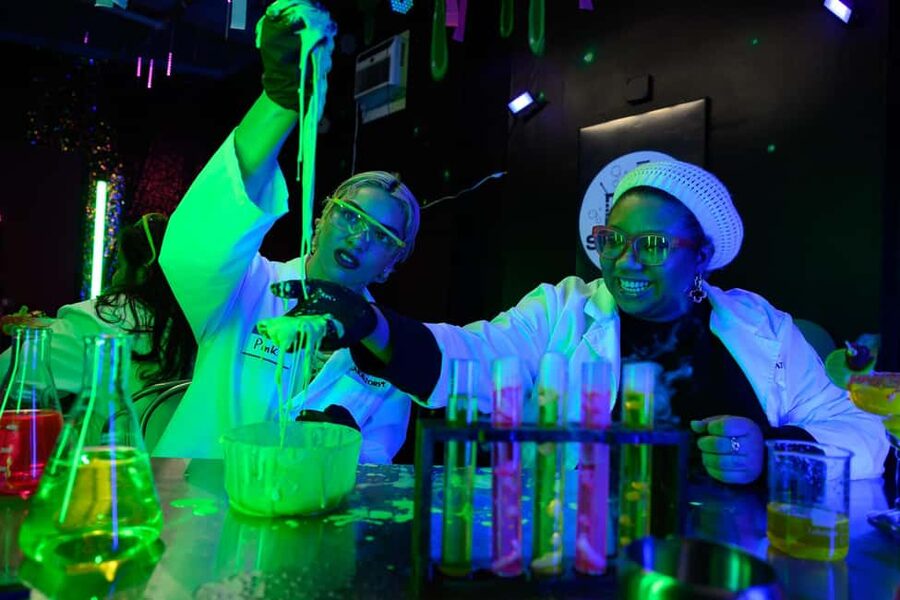 Los Angeles: Science and Sip™ The Drunken Laboratory - Who should book The Drunken Laboratory?
