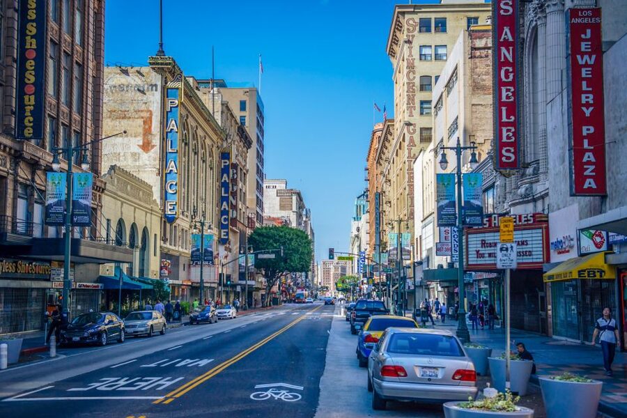 Los Angeles: Small Group Sightseeing Tour - Farmer’s Market and The Grove, your break that is actually useful