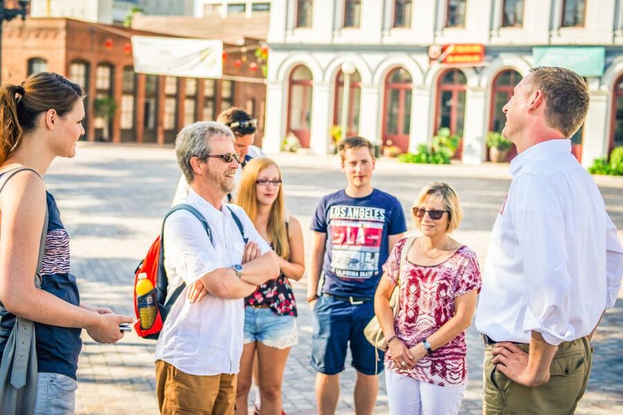 Los Angeles: Small Group Sightseeing Tour - Union Station, Chinatown, and the skyline pieces that make Los Angeles click
