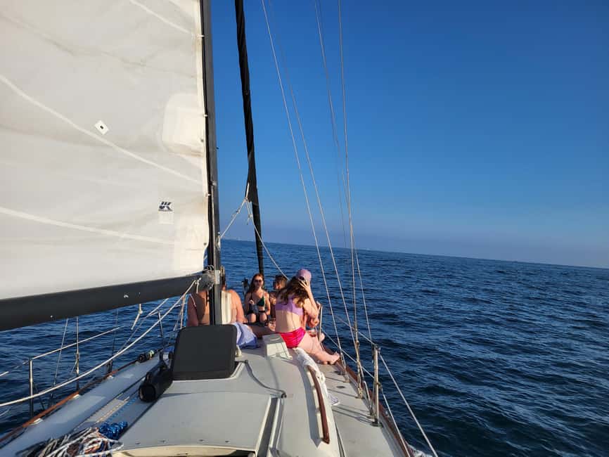 Los Angeles: Sunset Sailing - What to bring for a smooth sunset sail in LA