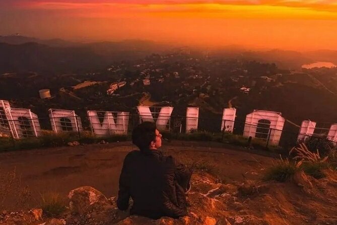 Los Angeles: The Original 2.5-Hour Hollywood Sign Hike - Landmark spotting: Glendale, Burbank, Beverly Hills, and the Sunset Strip