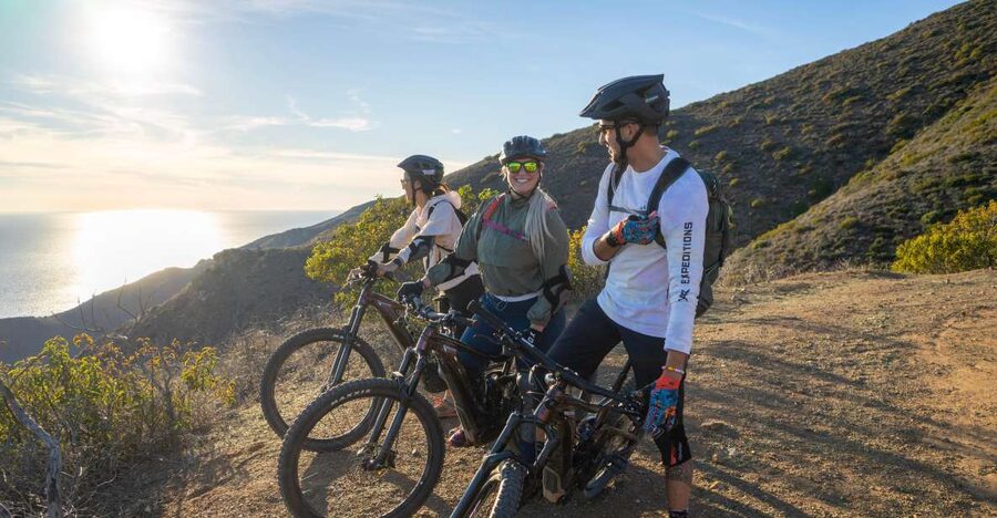 Malibu: Electric-Assisted Mountain Bike Tour - Meeting at the Yellow FJ Cruiser, Parking Ticket Included in the Plan