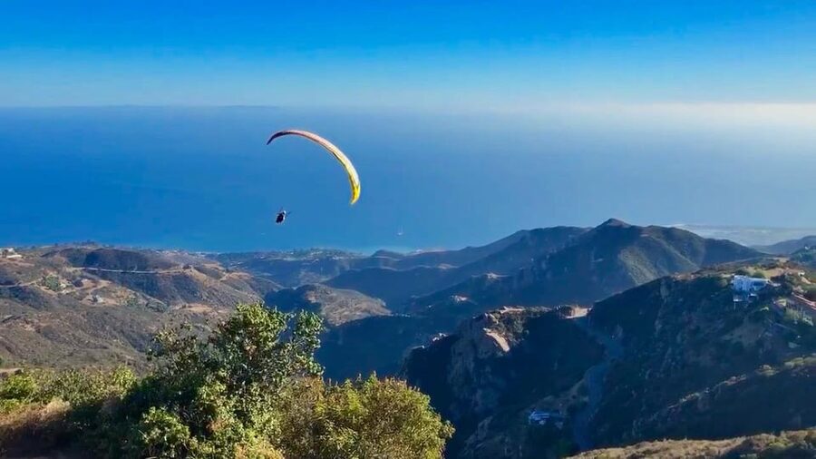 Malibu Hills to Beach: Tandem Paragliding Flight Adventure - Landing on Soft Malibu Sand: The Skill-Based Finish