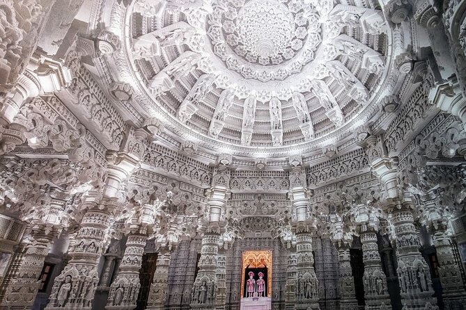 Mandir & Buddhist Temple Tour with Indian Lunch & Chinese Tea - The guide can make or break it, and Von’s style stood out
