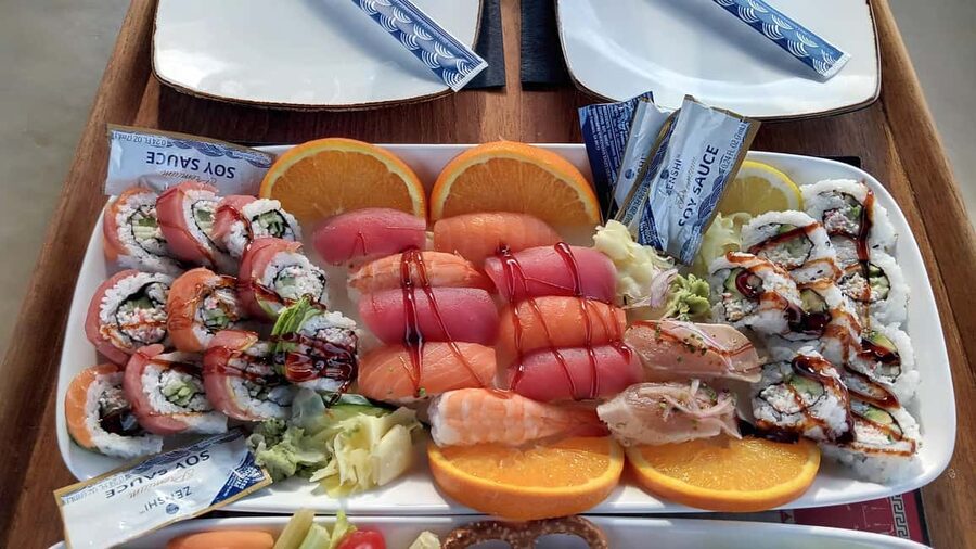 Marina Del Rey: A Romantic Boat Cruise with Sushi & Wine - Captain Shaun and the Service that Changes the Cruise