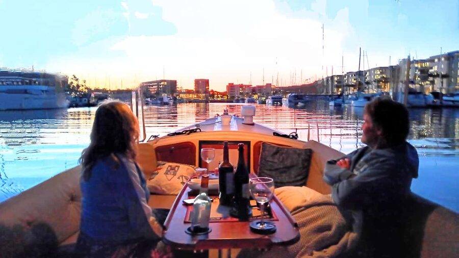 Marina del Rey: Wine Cruise &Music+optional Sushi or Dinner - Best for couples, birthdays, and small celebrations in Marina del Rey