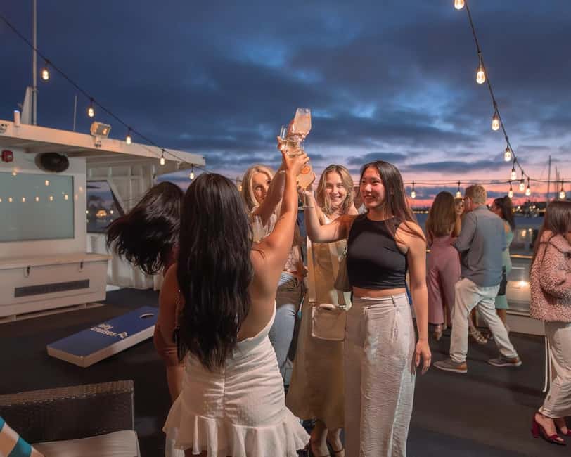 Newport Beach: City Cruises Weekend Dinner Cruise with DJ - DJ entertainment that actually fits dinner