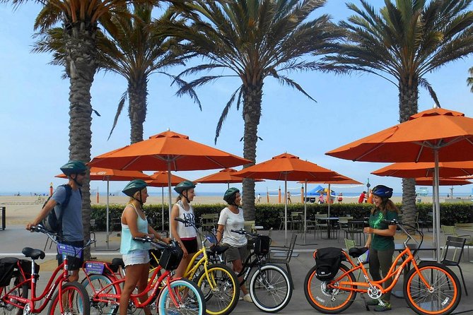 Private EBike Tour of Santa Monica and Venice Beaches - Venice Skatepark and the art walls: short stops with big visuals