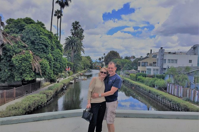 Private Luxurious Tour of Los Angeles - Final stop at a celebrity resting place