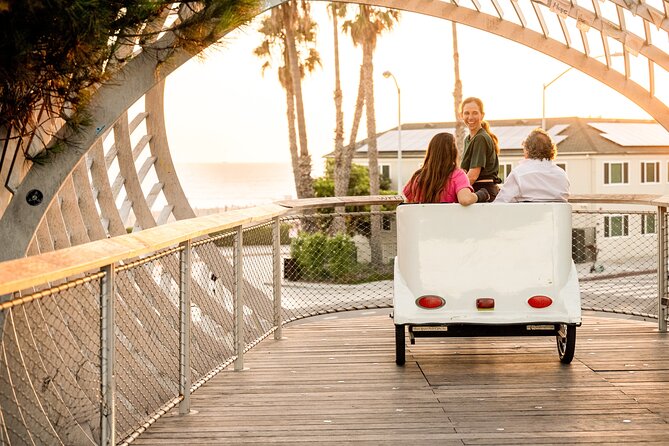 Private Rickshaw Tour of Santa Monica and Venice Beach - Muscle Beach Outdoor Gym: Big-City Workouts, Old-School Roots