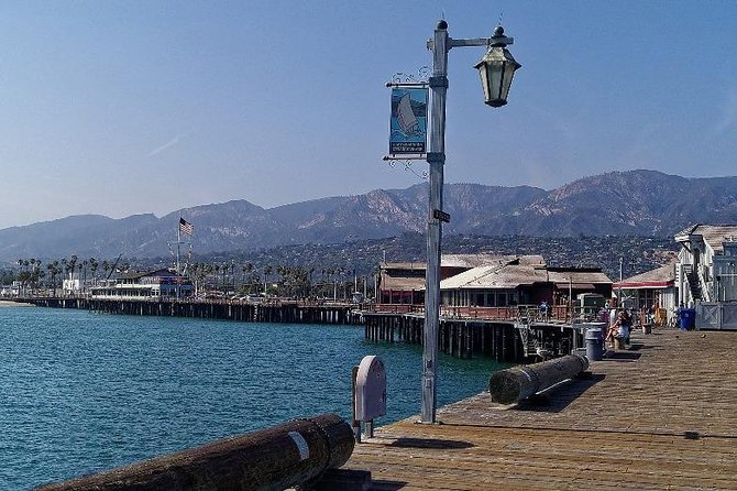Santa Barbara Private Tour - State Street drive-by time: shopping energy without the long stall