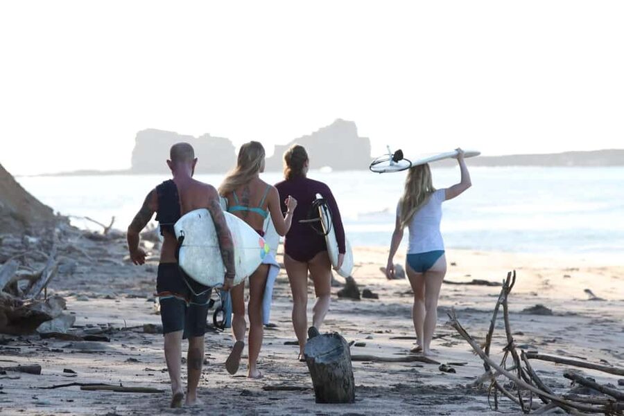 Santa Monica: Group Surf Lesson - What you learn on the beach, pop-up and water safety first