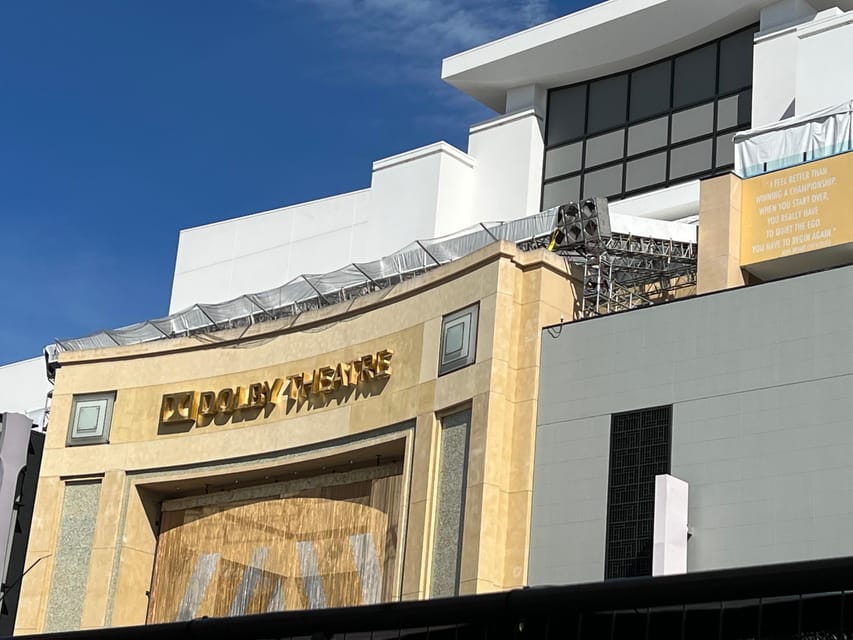 Santa Monica: Los Angeles Open-Air Van Tour with Stops - Celebrity Homes and Movie Studios: How the Narration Adds Meaning