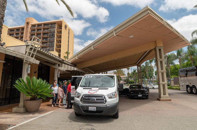 Shared Airport Departure Transfer: Anaheim, Buena Park or Garden Grove to LAX International Airport - Getting to LAX: where your trip ends