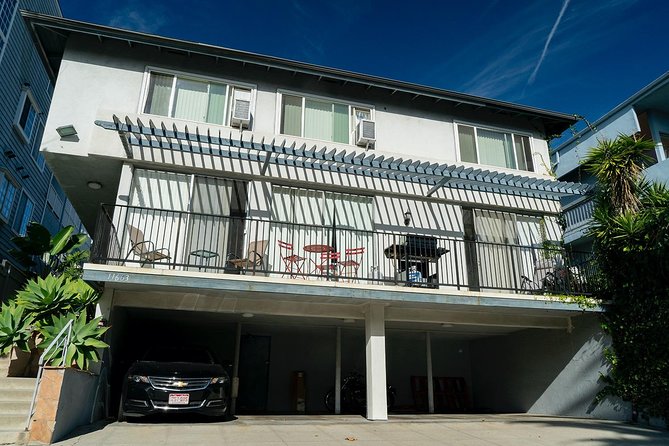 The OJ Simpson Tour - The guide’s trial-era neighborhood perspective (and why it matters)