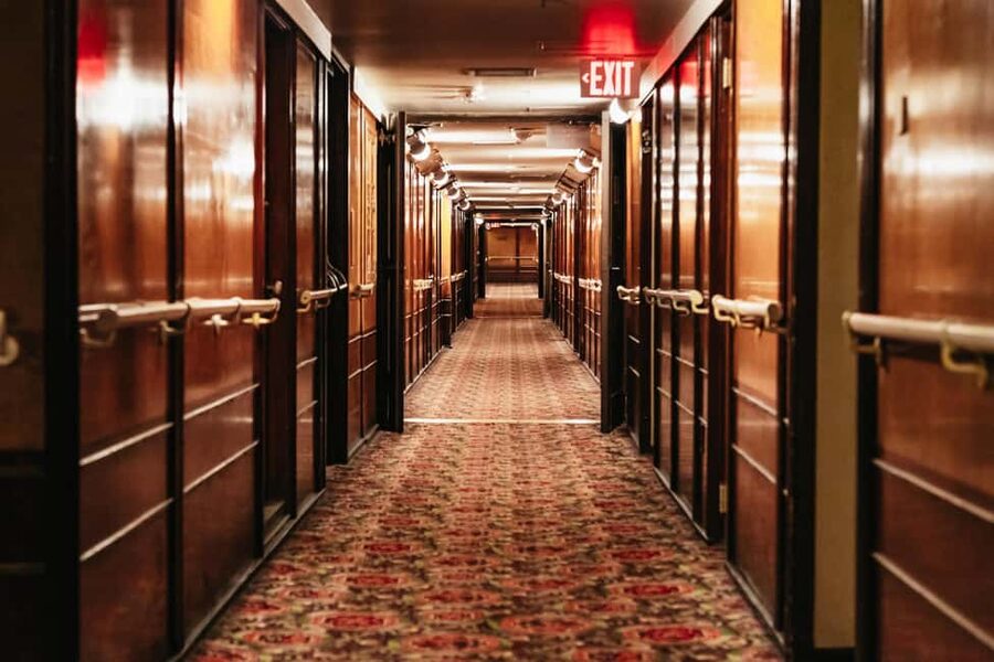 The Queen Mary: Admission, Tours, and Paranormal Experience - How Long It Takes, and Why Some People Stay Longer Than Planned
