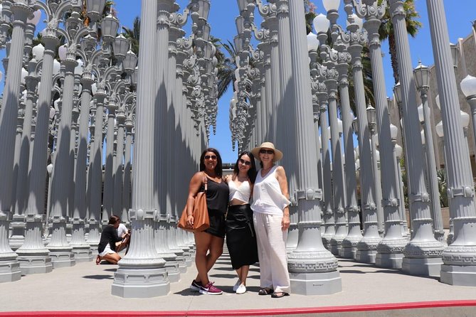 The Ultimate LA and Hollywood Photo Tour - Melrose Avenue street art, including Angel Wings