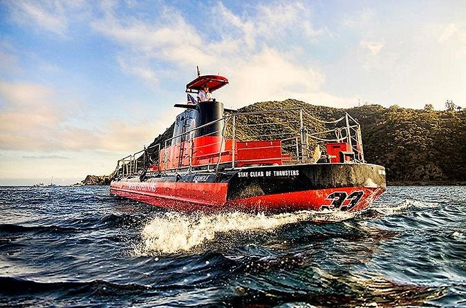 Undersea Expedition: Catalina Island Tour - Meet the Crew and Hear the Story: Deckhand Commentary and Glass-Bottom History