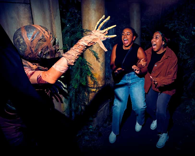 Universal Studios Hollywood: Halloween Horror Nights - Ticket Value: Is $77 Worth It for Your Horror Style?