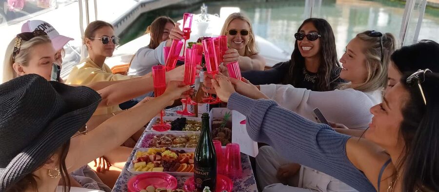 Venice Beach & Malibu View Boat Cruiser- Music Wine Sealions - Key things to know before you board
