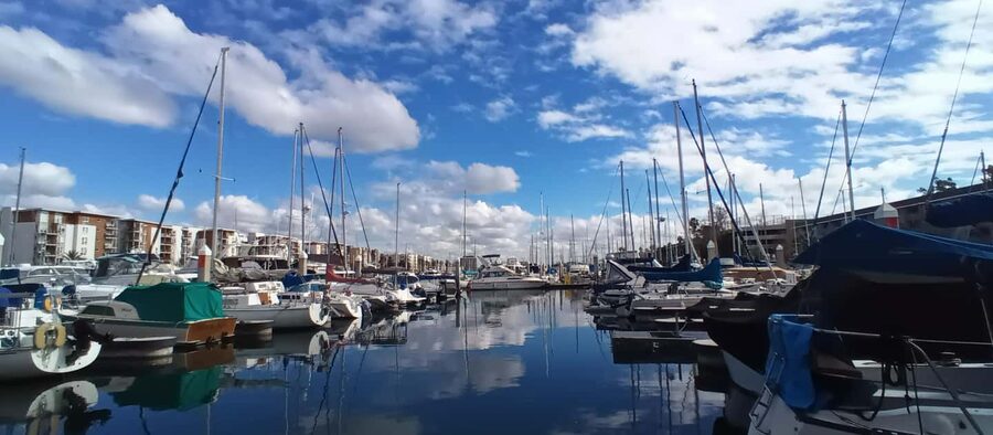 Venice Beach & Malibu View Boat Cruiser- Music Wine Sealions - Before you go: practical tips that make boarding smoother
