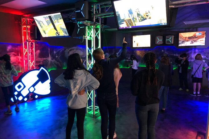 Virtual Reality (VR) Experience in Los Angeles - Family-friendly play in a group of up to 10