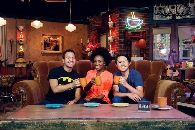 Warner Bros. Studio Tour Hollywood - Friends and Big Bang Theory Sets: Why These Stops Land So Well